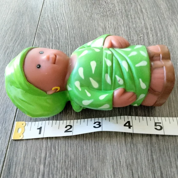 Get Ready Kids Polysmart 5" Play Figures Multicultural Set of 8 Around the World - Picture 7 of 8